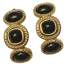 VTG Earrings signed Trifari Designer gold Black Cabochon clip Cuff Mogul 90s